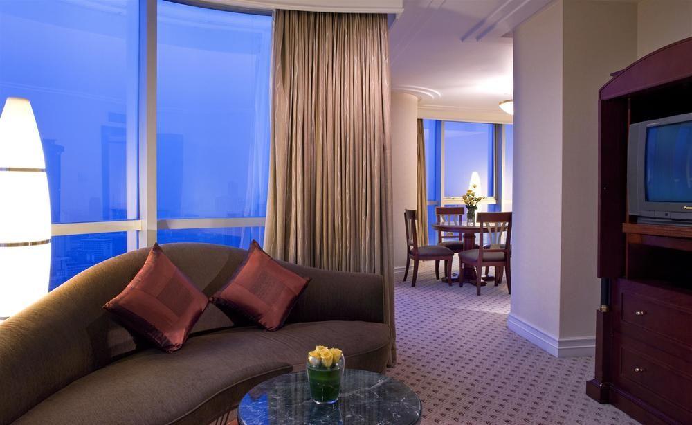 Sheraton Nanjing Kingsley Hotel & Towers Exterior photo