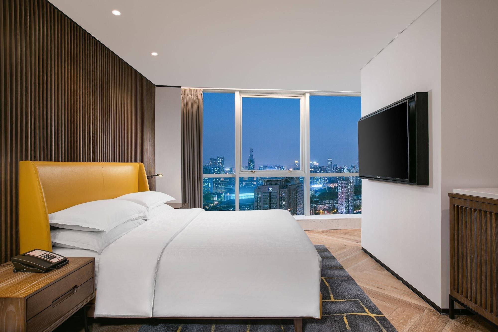 Sheraton Nanjing Kingsley Hotel & Towers Exterior photo