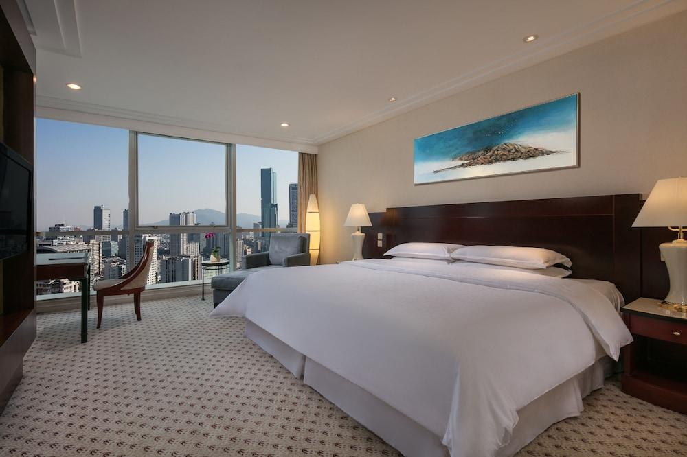 Sheraton Nanjing Kingsley Hotel & Towers Exterior photo