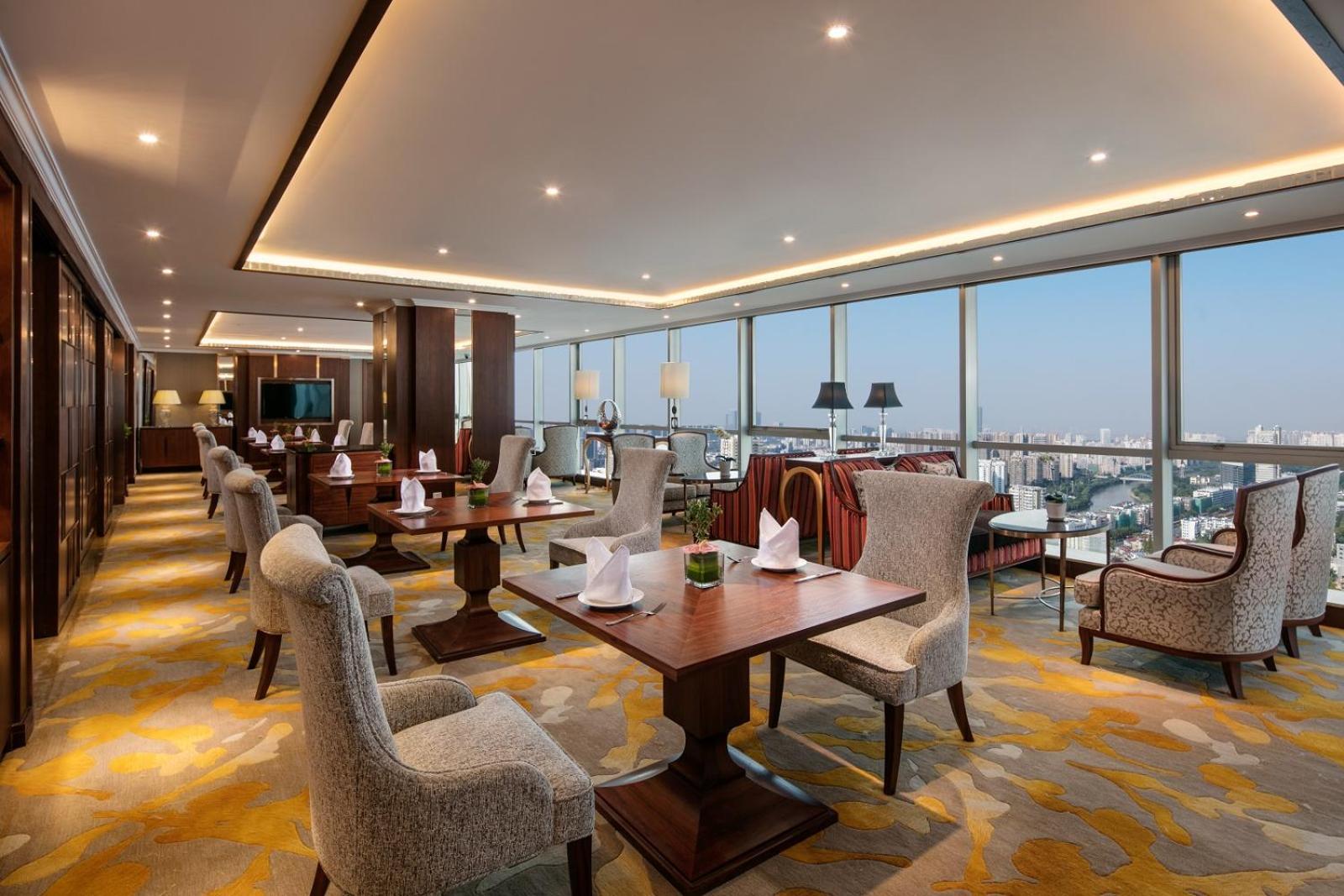 Sheraton Nanjing Kingsley Hotel & Towers Exterior photo