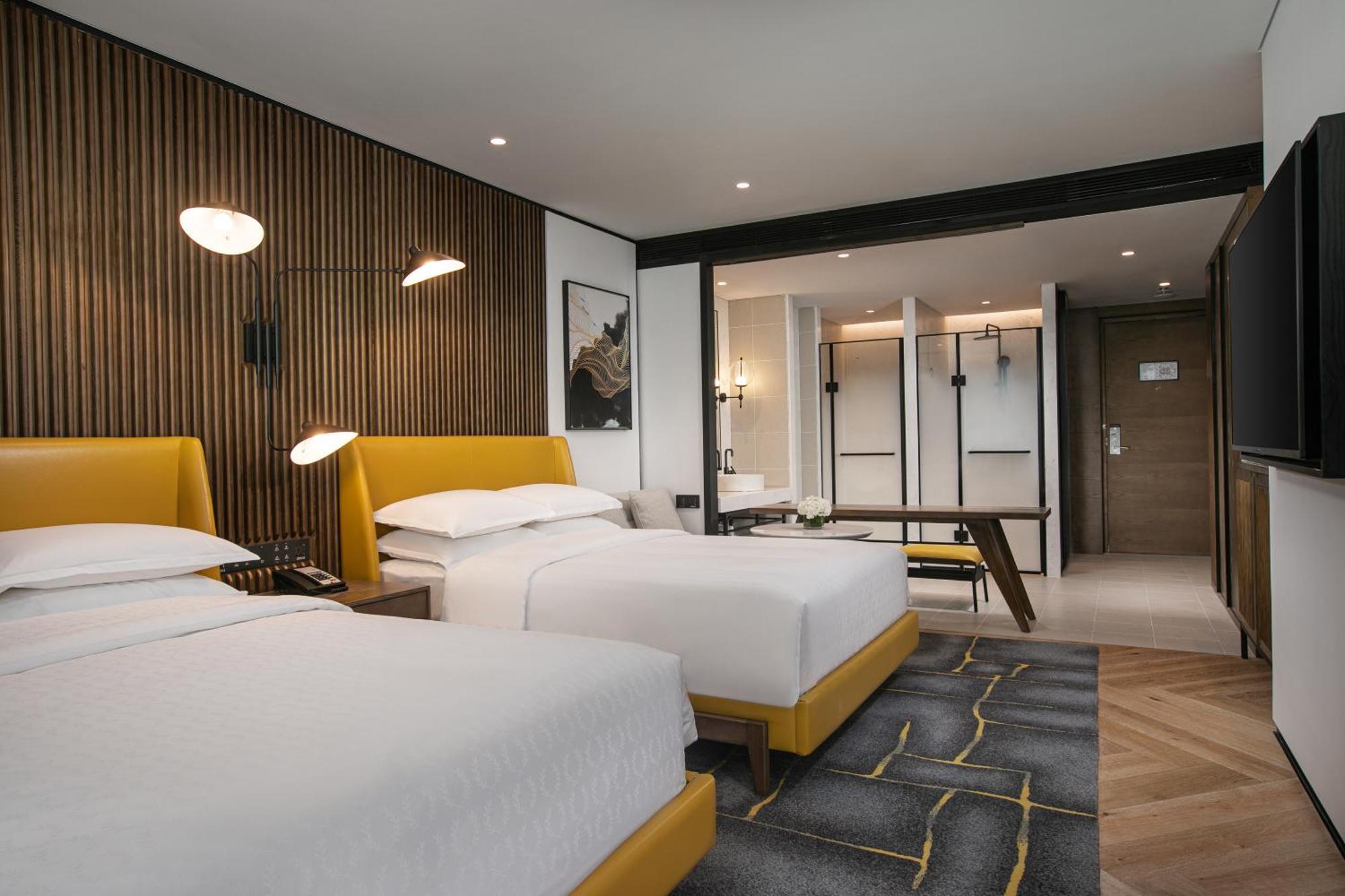 Sheraton Nanjing Kingsley Hotel & Towers Exterior photo